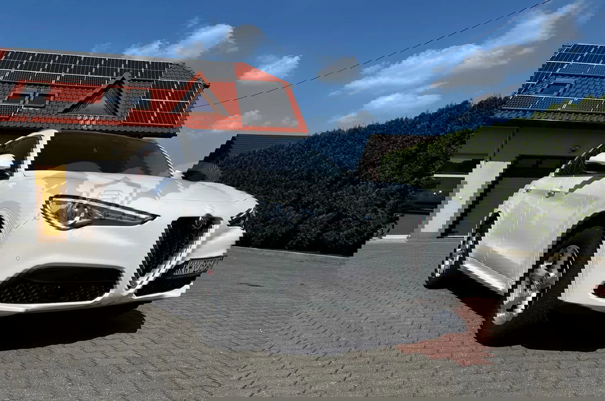 Alfa Romeo Stelvio 2.0 Turbo 16V AT8-Q4 Veloce Ti 2021