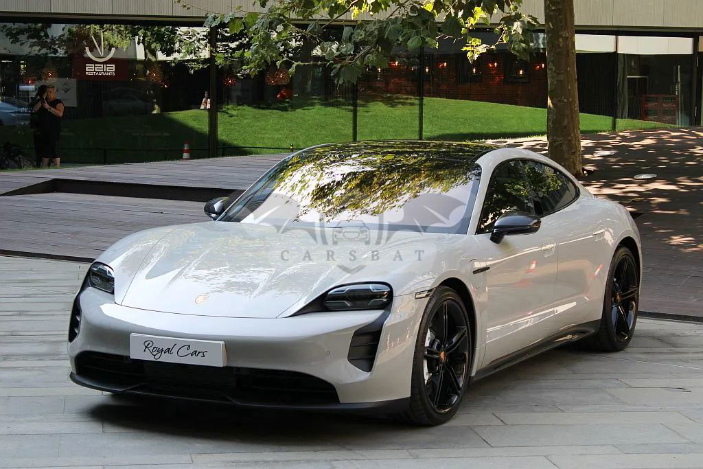 Porsche Taycan GTS 2023