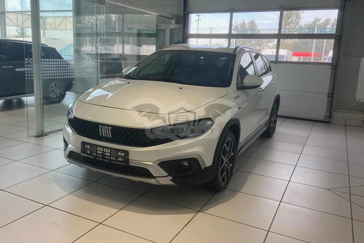 Fiat Tipo II 1.5 Hybrid Cross DCT 2023