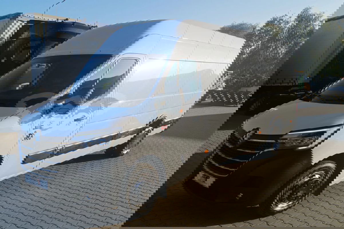 Renault Master 2021