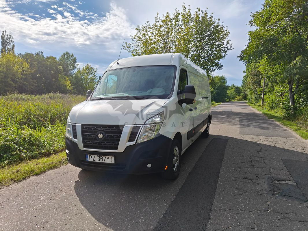 Nissan NV400 2015