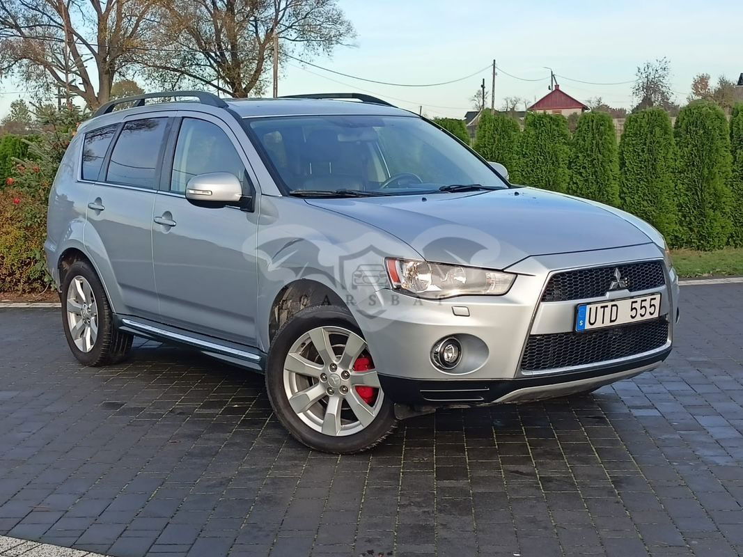Mitsubishi Outlander II 2.2 DI-D 4WD TC-SST Instyle 2011