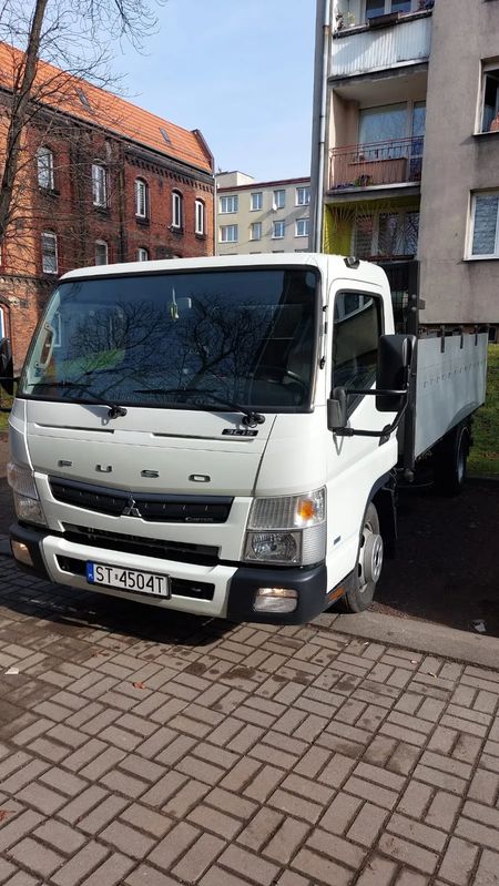 Mitsubishi Fuso Canter 2021