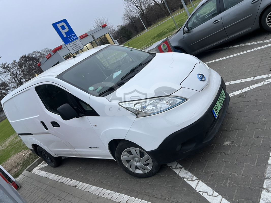 Nissan NV200 2017