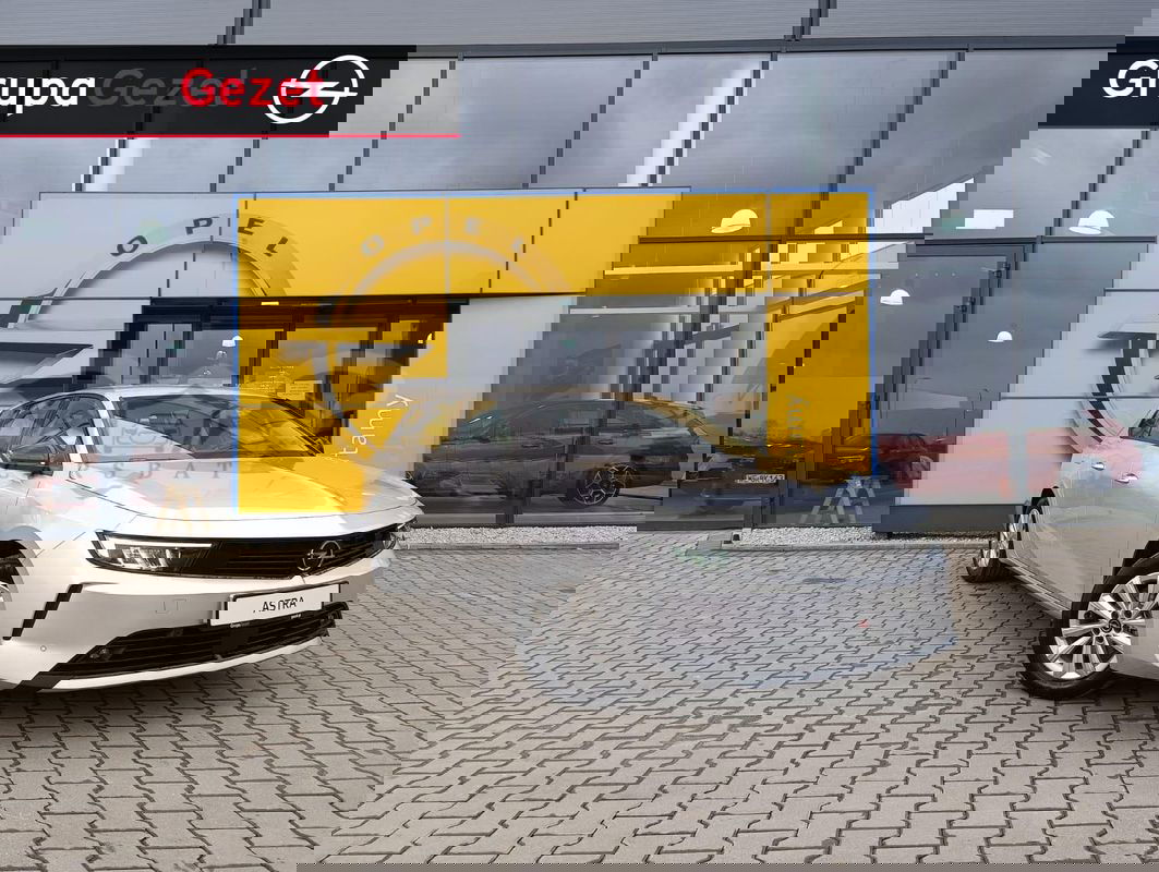 Opel Astra L 2023