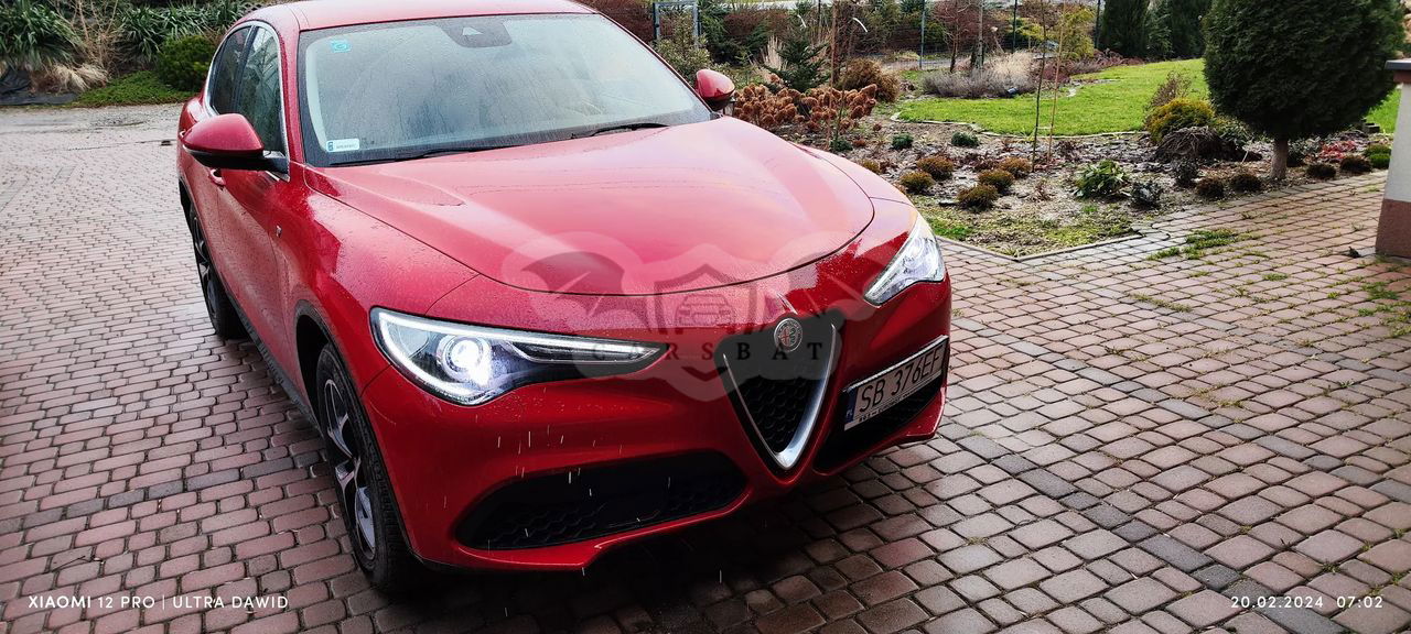 Alfa Romeo Stelvio 2021