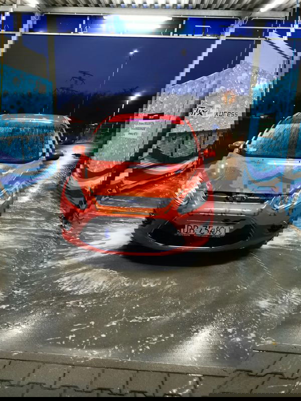 Ford Grand C-Max 2011