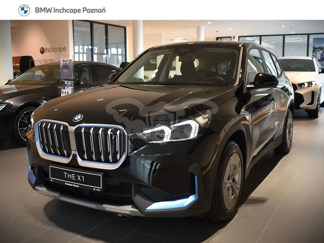 BMW iX1 2023