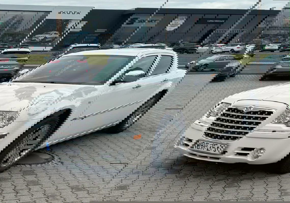 Chrysler 300C 2010