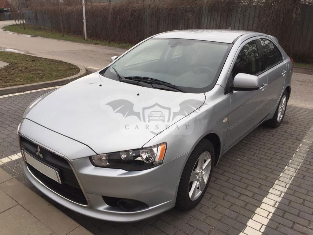 Mitsubishi Lancer VIII 1.5 Inform 2010