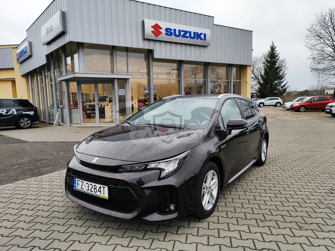 Suzuki Swace 1.8 Hybrid Premium Plus CVT 2023