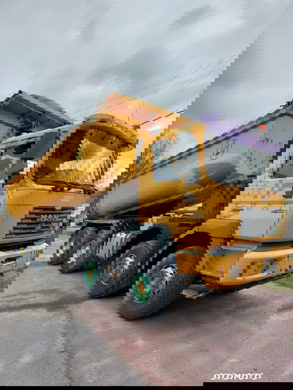 MAN F2000 2000