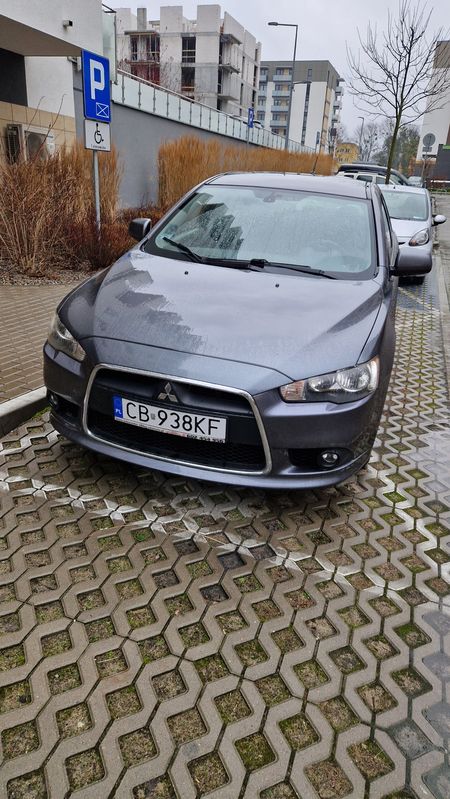 Mitsubishi Lancer IX 1.8 Instyle 2010