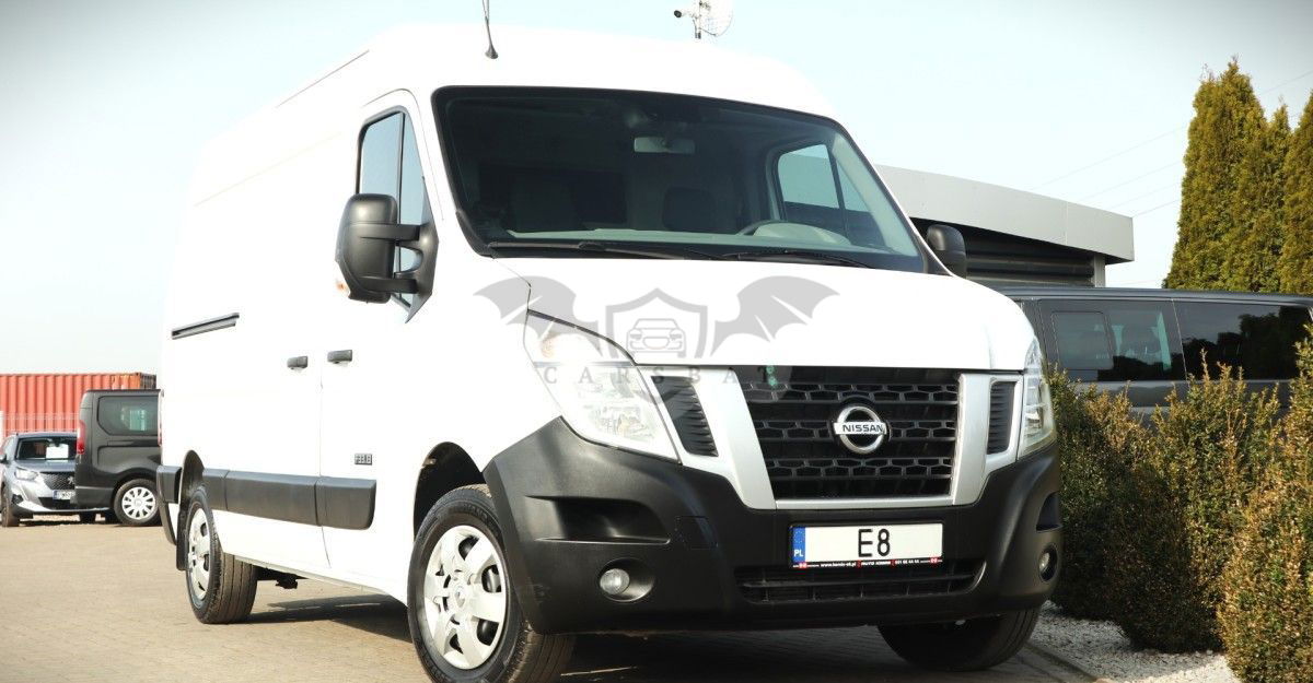 Nissan NV400 2011