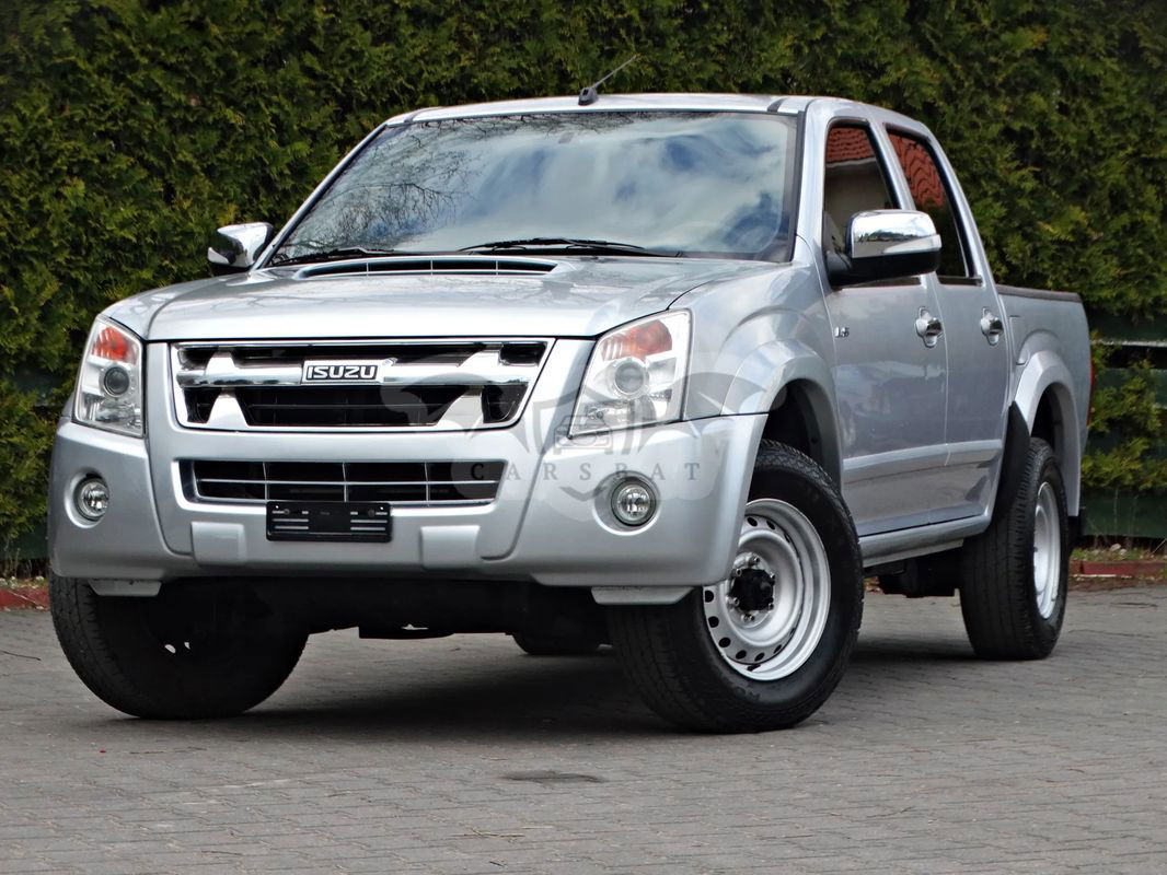Isuzu D-Max 4x4 Double Cab Custom 2011