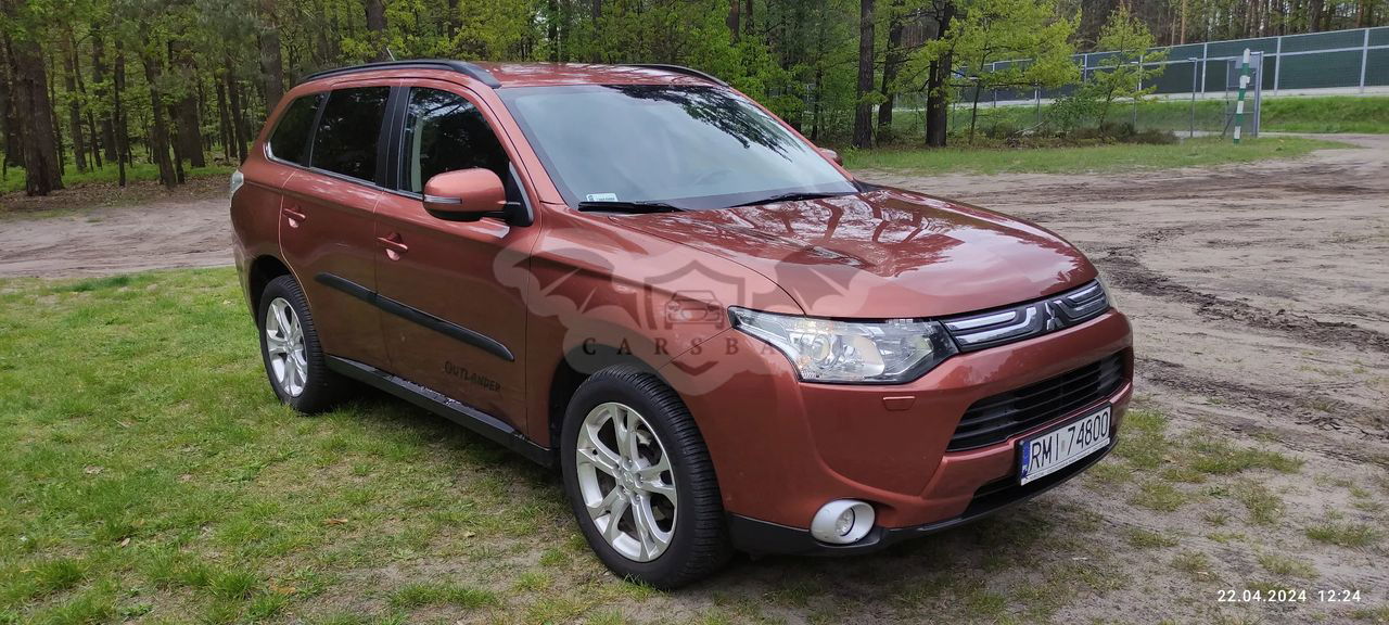 Mitsubishi Outlander III 2.2 DID Intense 2013