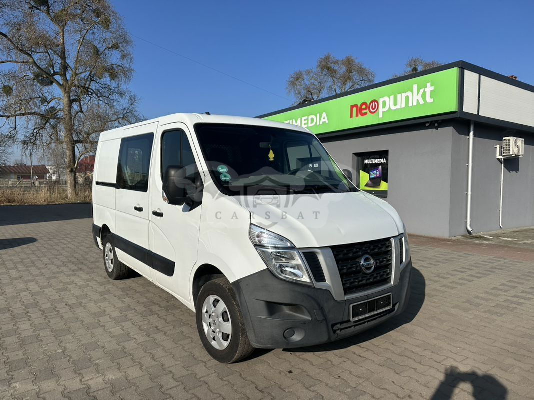 Nissan NV400 2015