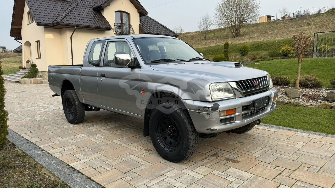 Mitsubishi L200 1999