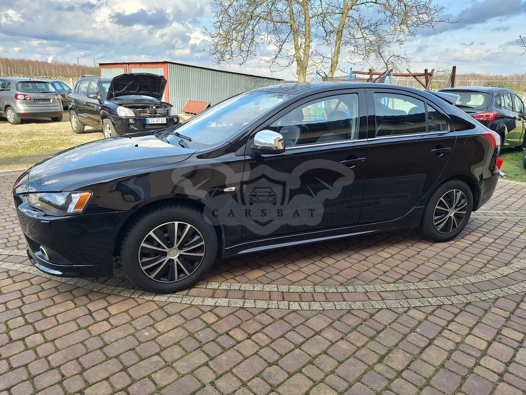 Mitsubishi Lancer IX 1.8 Instyle NAVI 2009