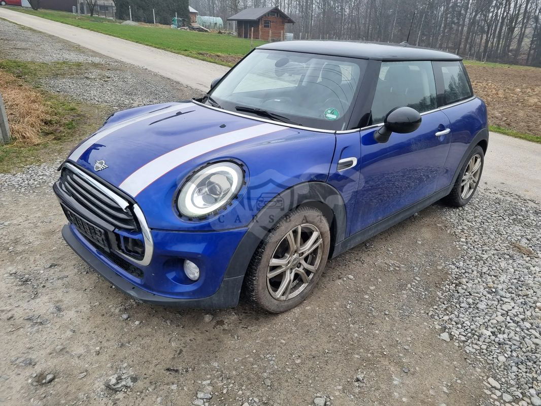 Mini Cooper Essential Trim 2019