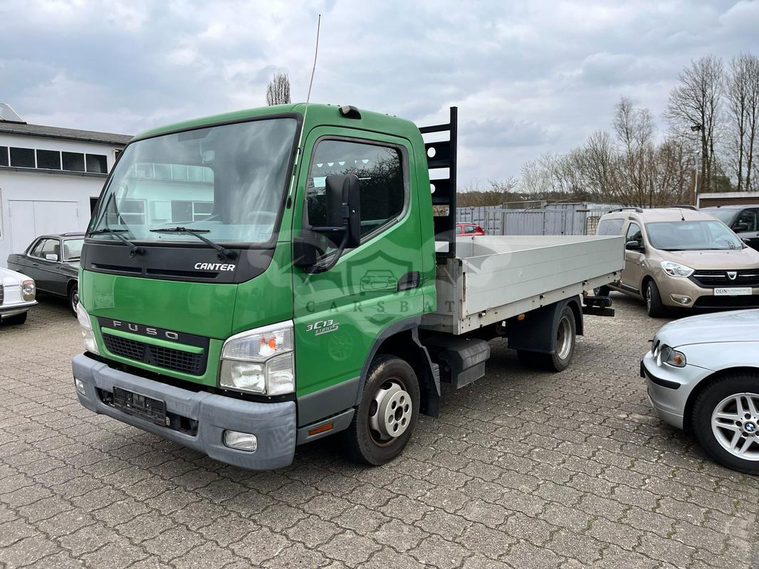 Mitsubishi Fuso Canter 2011