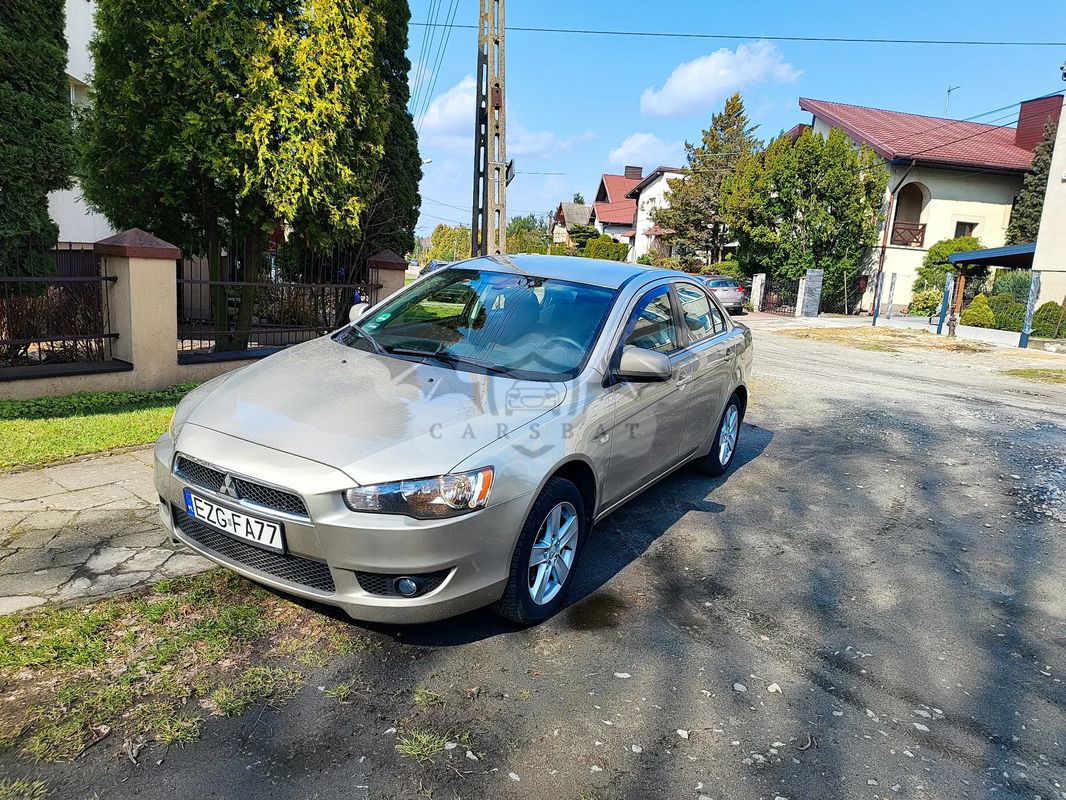 Mitsubishi Lancer IX 1.5 Invite 2010