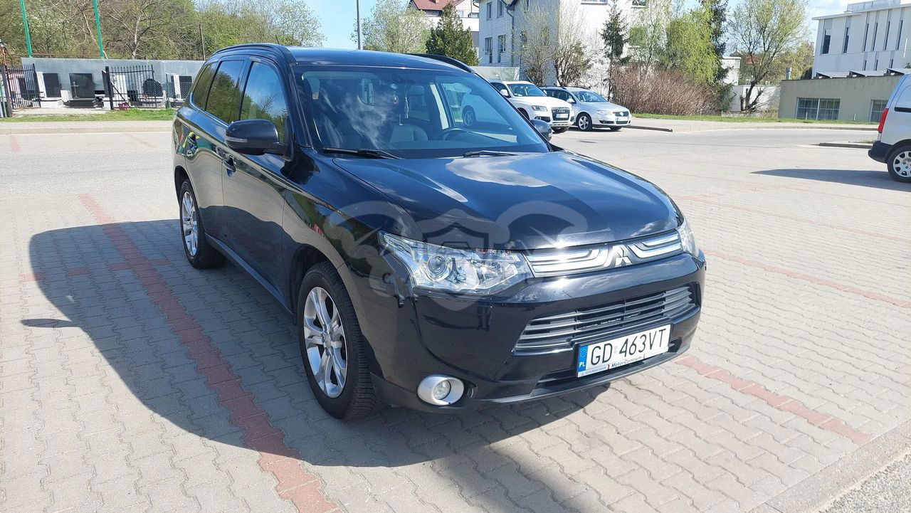Mitsubishi Outlander III 2013