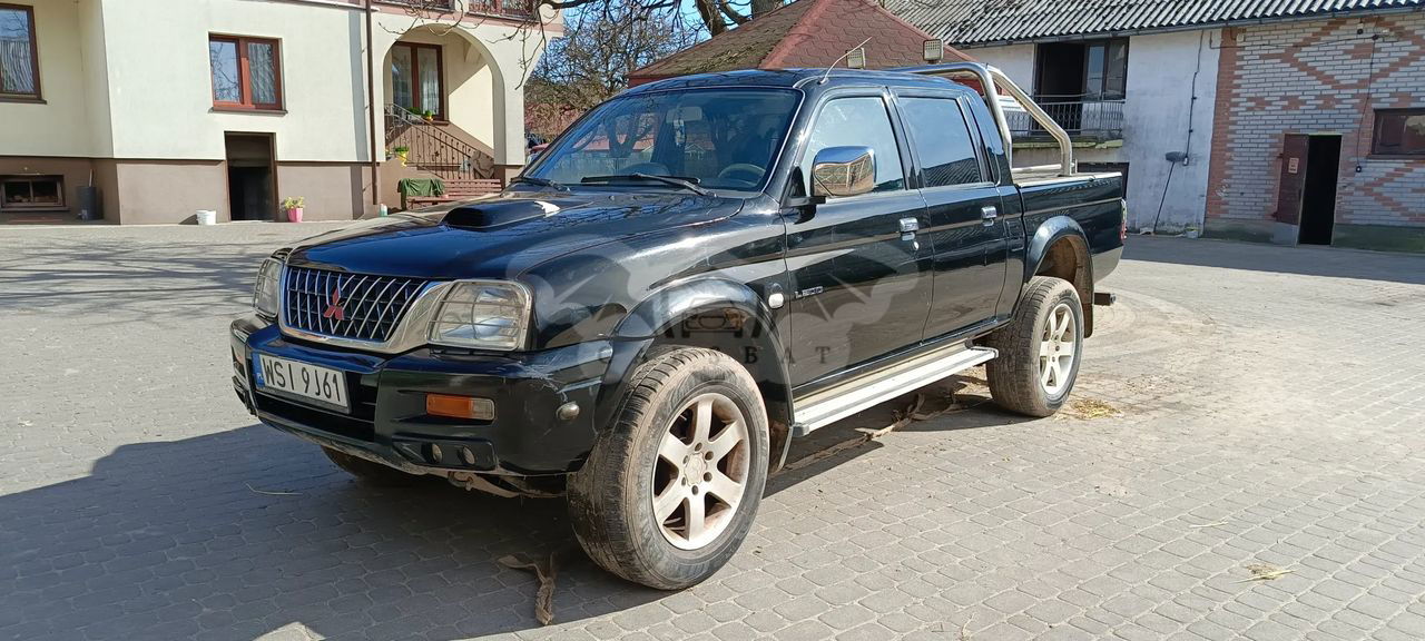 Mitsubishi L200 2.5 TD Intense 2003