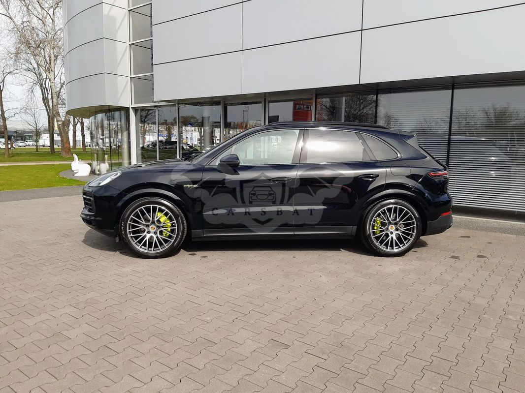 Porsche Cayenne III E-Hybrid Tiptronic S Platinum Edition 2022
