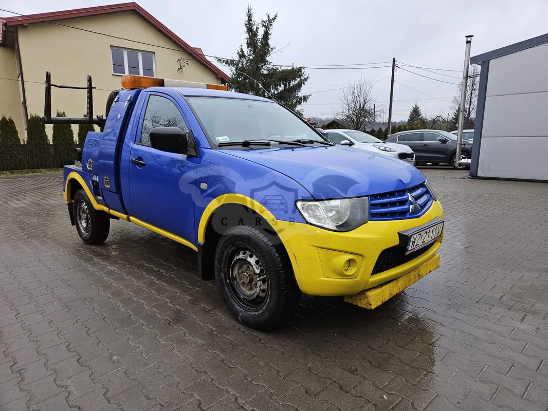 Mitsubishi L200 2011
