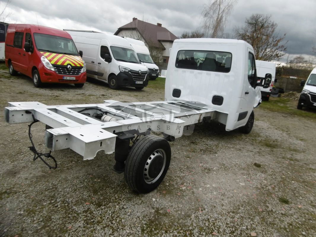 Renault Master 2023