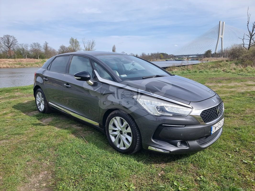 DS DS5 2016