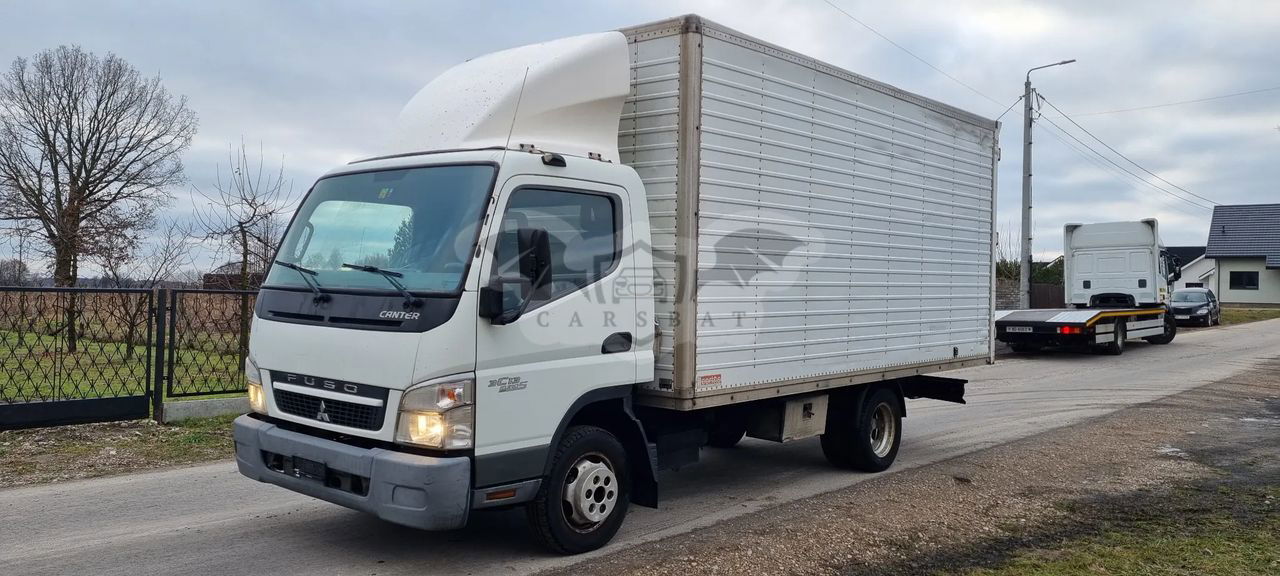 Mitsubishi Fuso Canter 2011