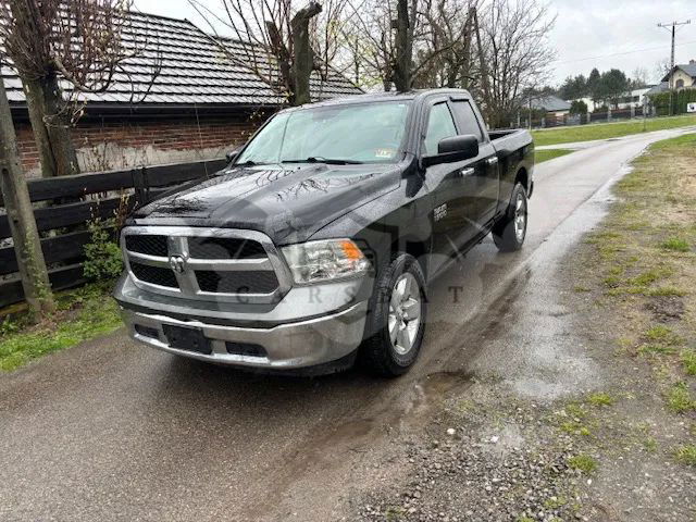 Dodge RAM 1500 5.7 4x4 2015
