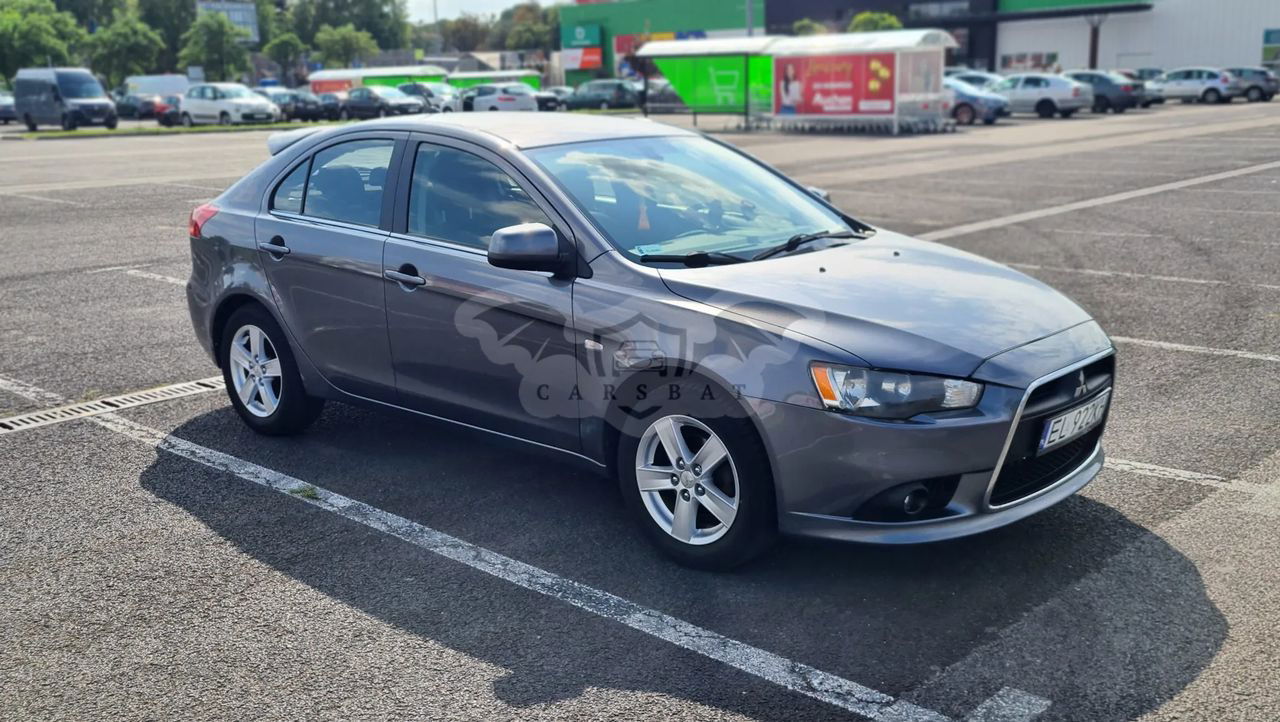 Mitsubishi Lancer IX 1.5 Invite 2010