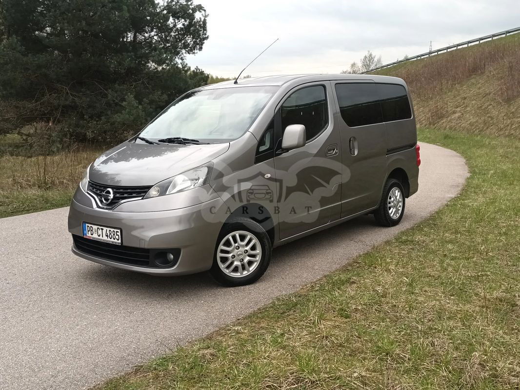 Nissan NV200 Evalia 1.5 Tekna 2012
