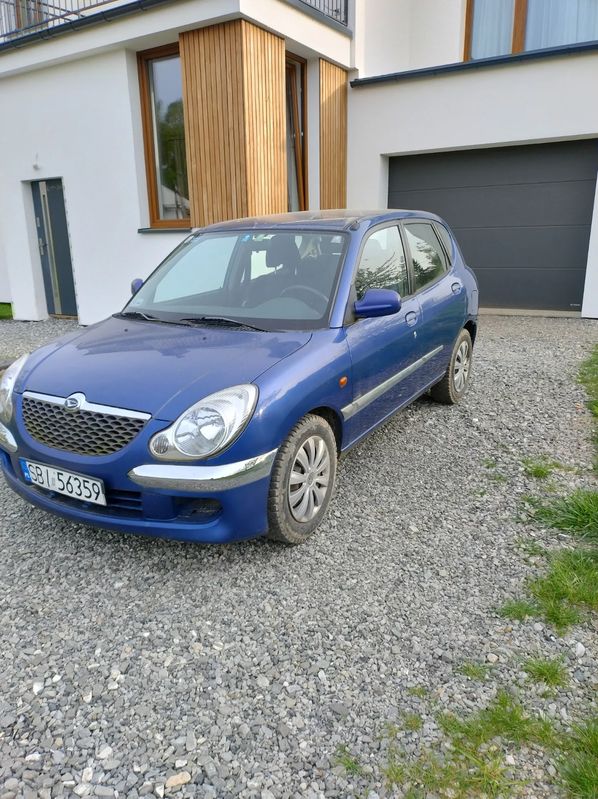 Daihatsu Sirion 2002