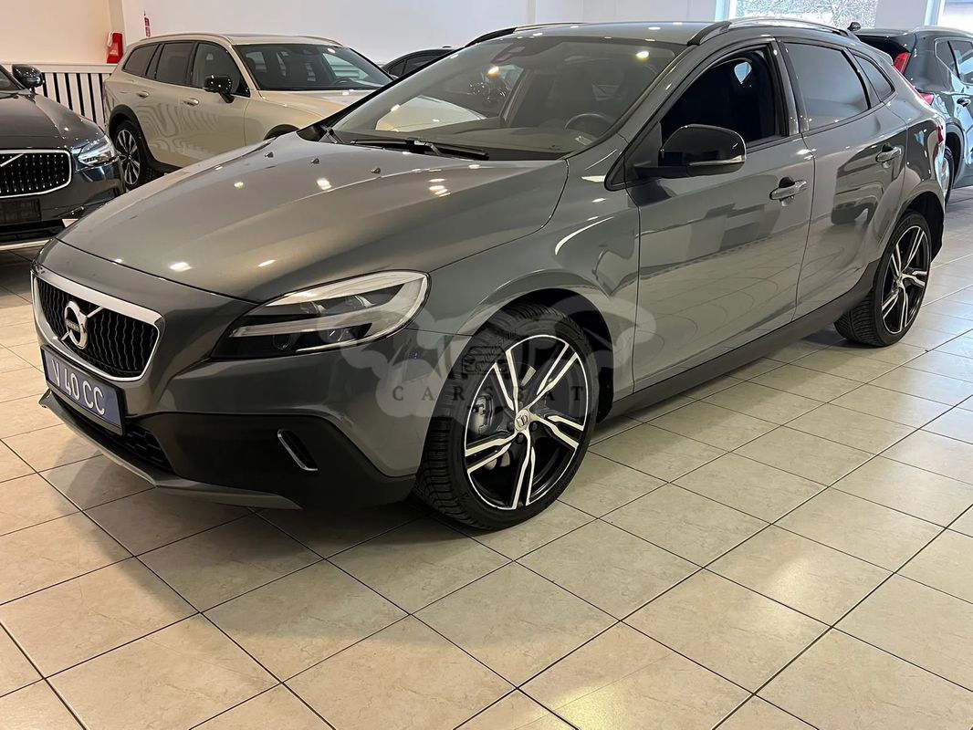 Volvo V40 II CC T4 Drive-E Summum 2020
