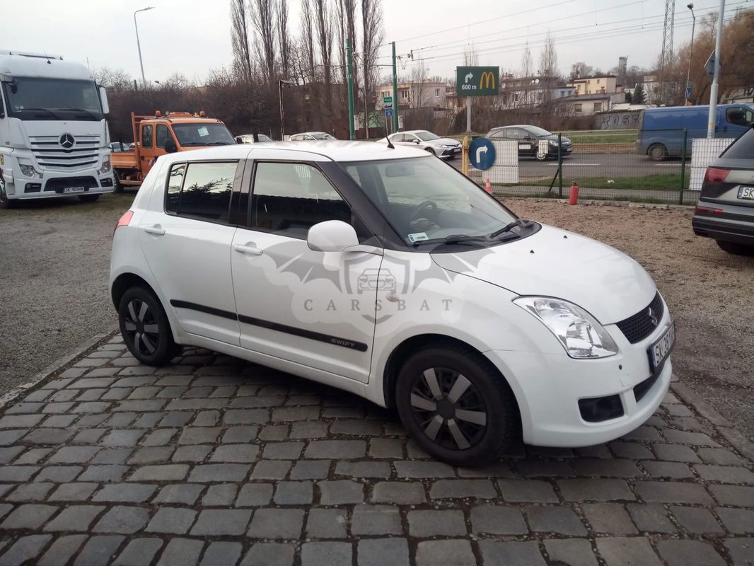 Suzuki Swift V 1.3 GLX / Comfort 2010
