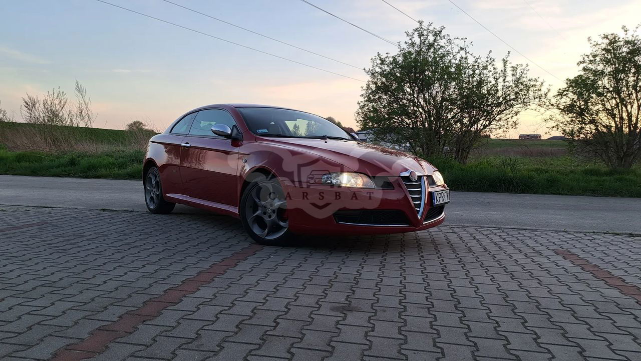 Alfa Romeo GT 2010