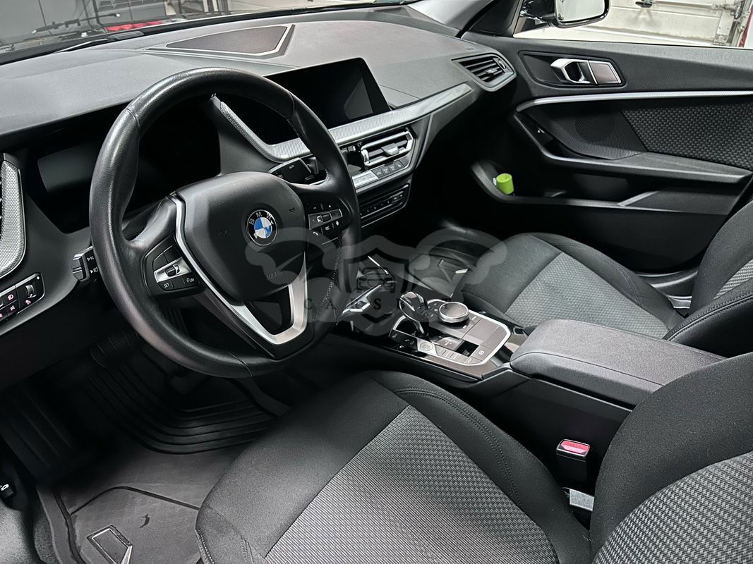 BMW 2 Series 218i 2021