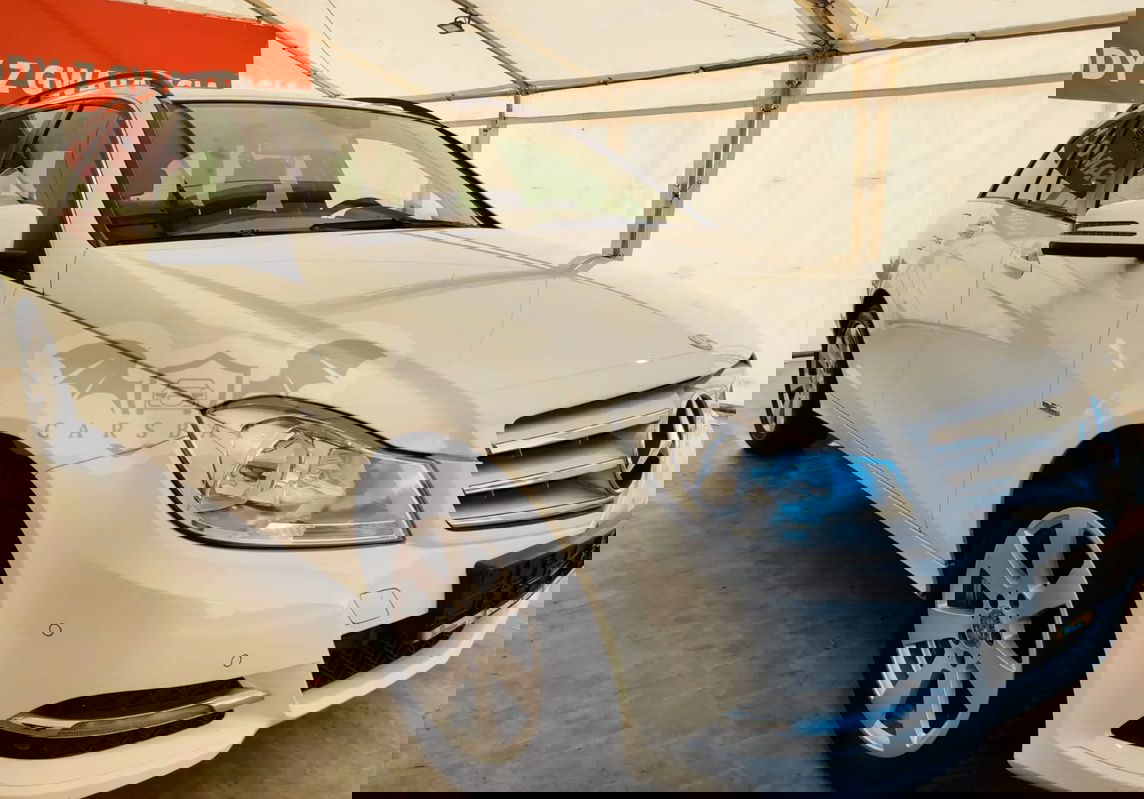 Mercedes-Benz C W204 200 T CDI DPF (BlueEFFICIENCY) 2011