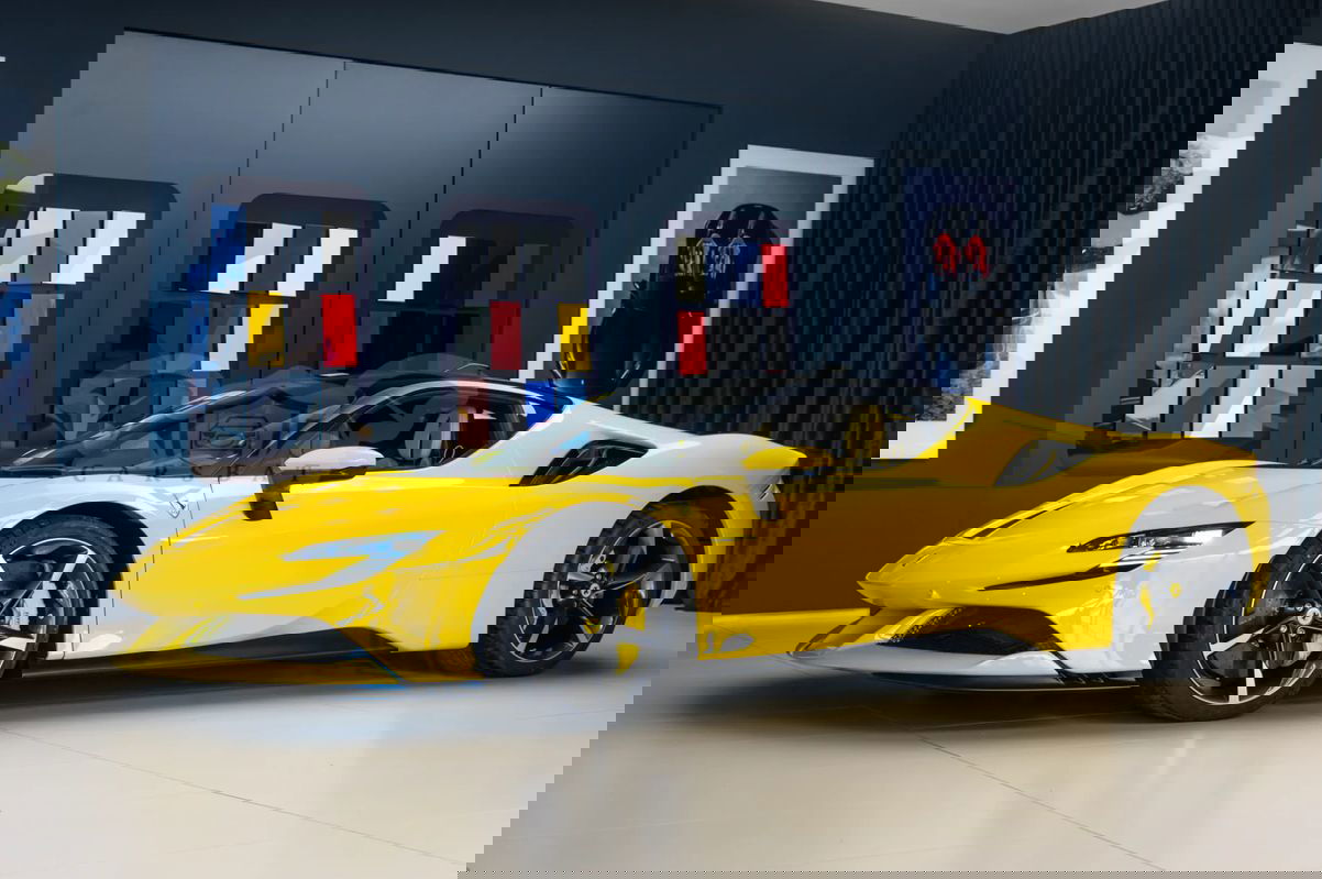 Ferrari SF90 2023