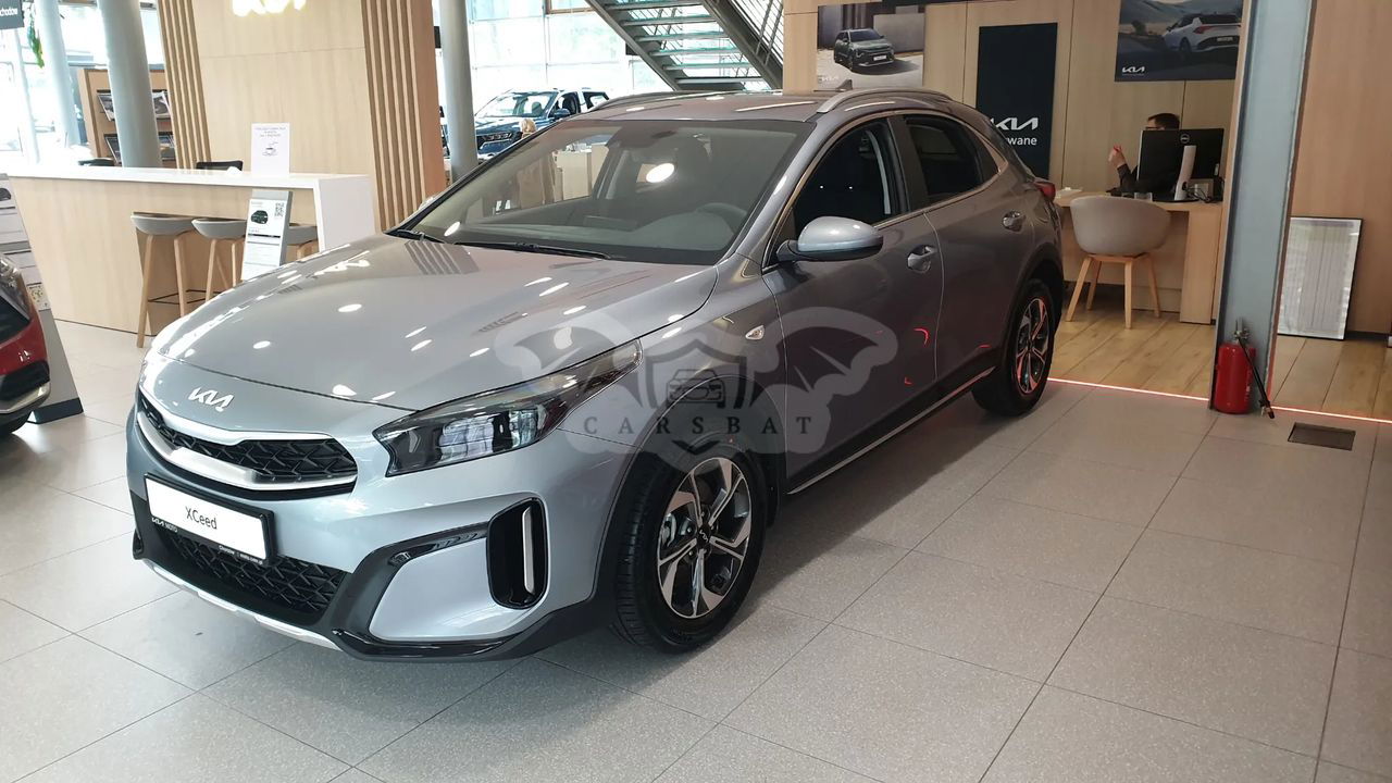 Kia XCeed 1.5 T-GDI M 2024