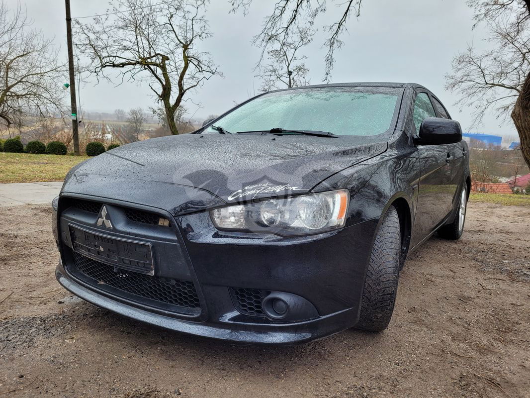 Mitsubishi Lancer VIII 1.8 Instyle NAVI 2009