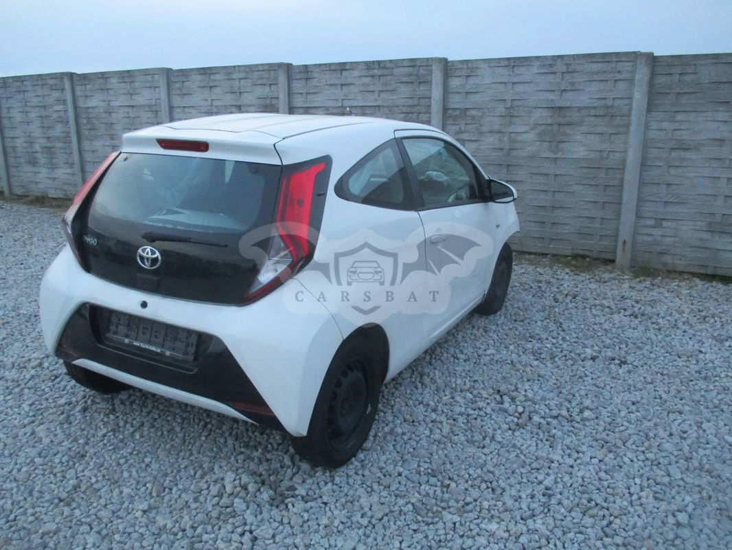 Toyota Aygo II x 2020