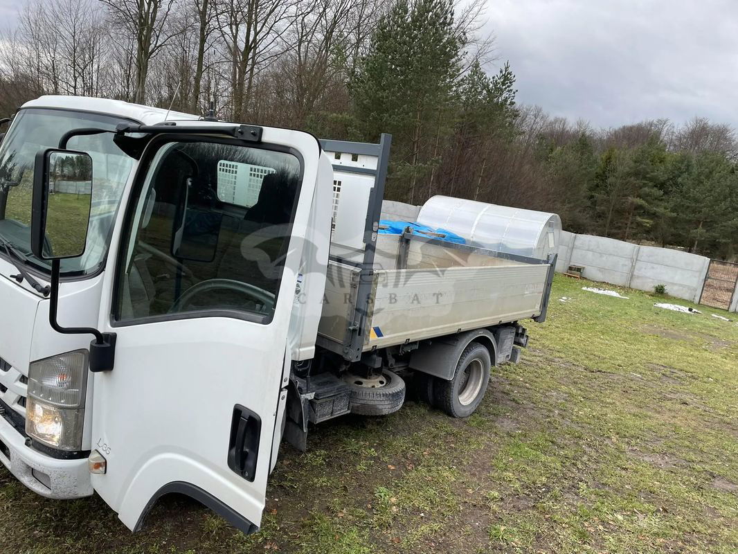 Isuzu M27 2015