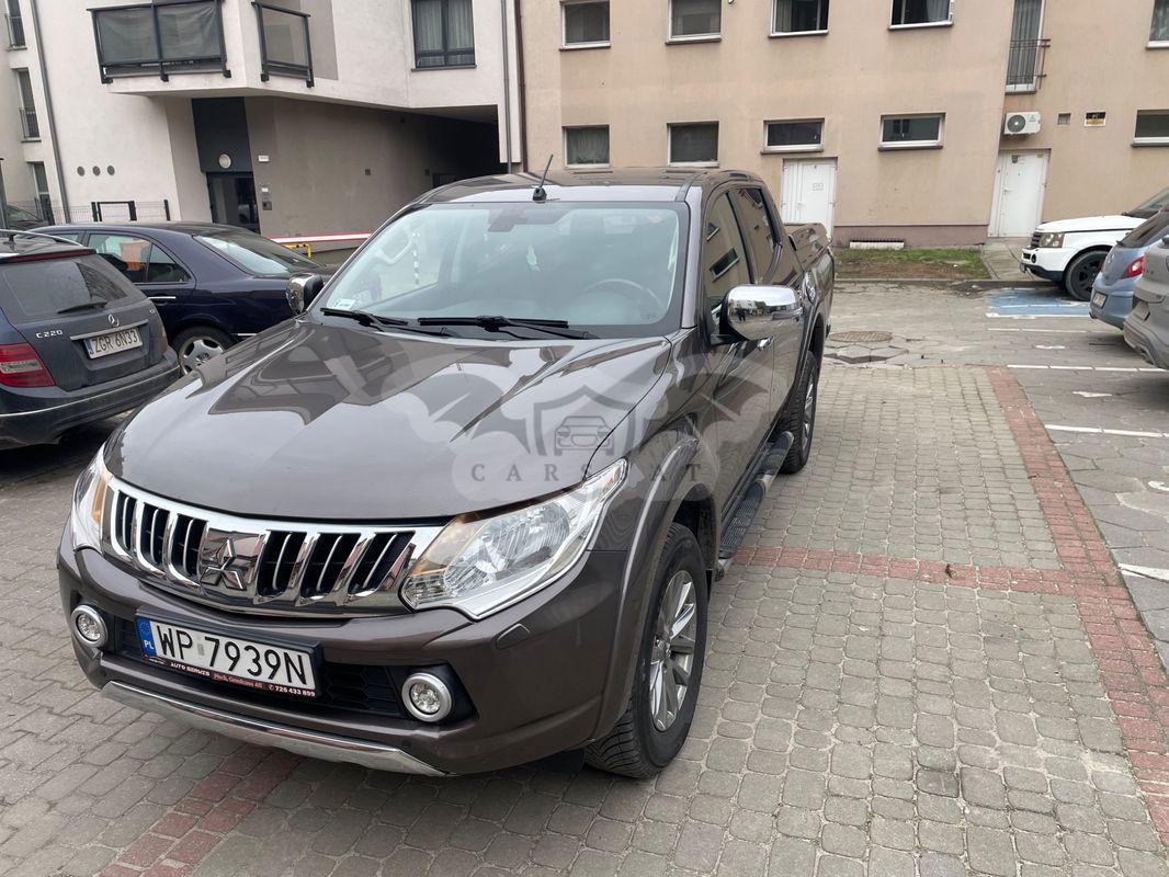 Mitsubishi L200 2016