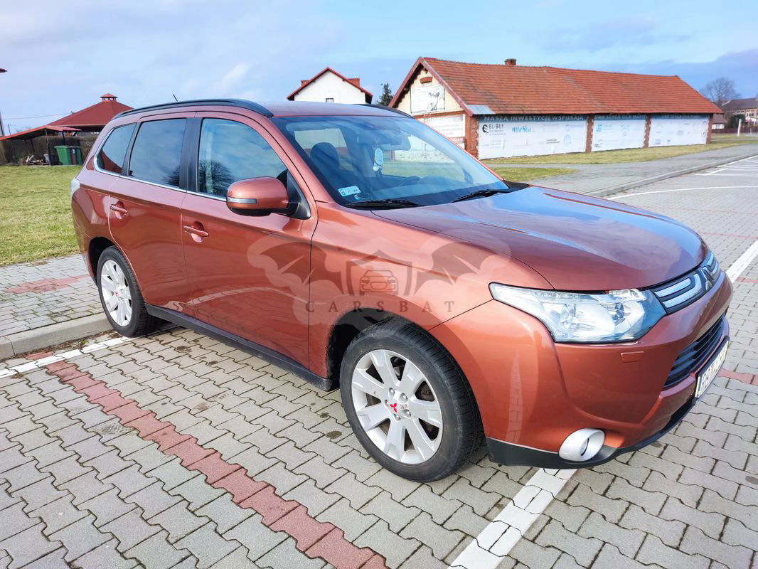 Mitsubishi Outlander III 2012