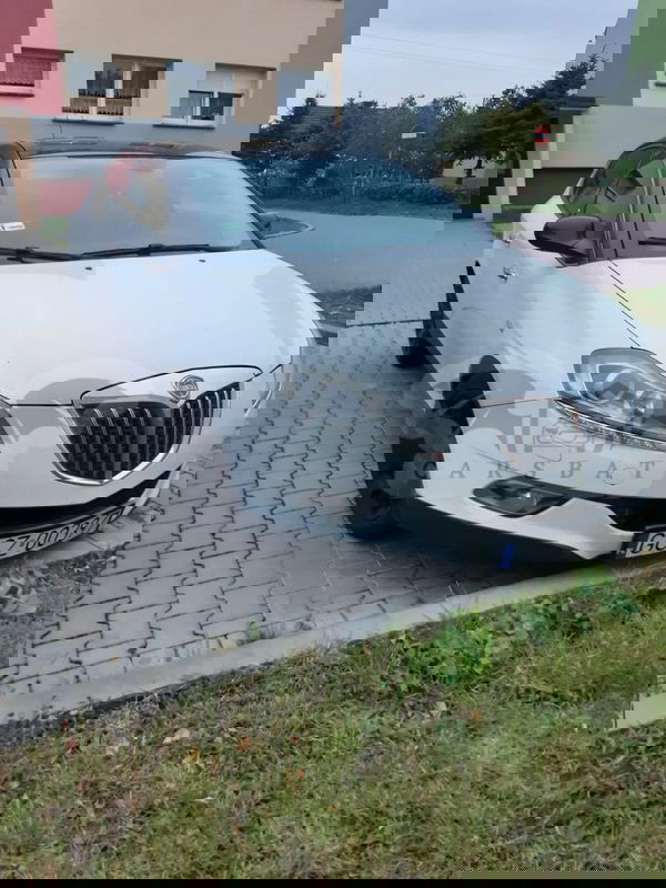 Lancia Delta 2010